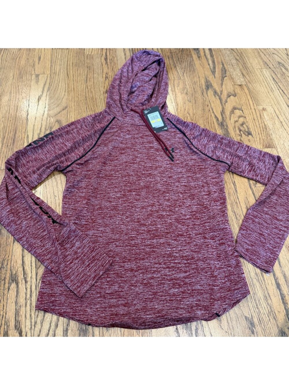UNDER ARMOUR WOMENS RED HOODED SHIRT NEW MEDIUM LOOSE